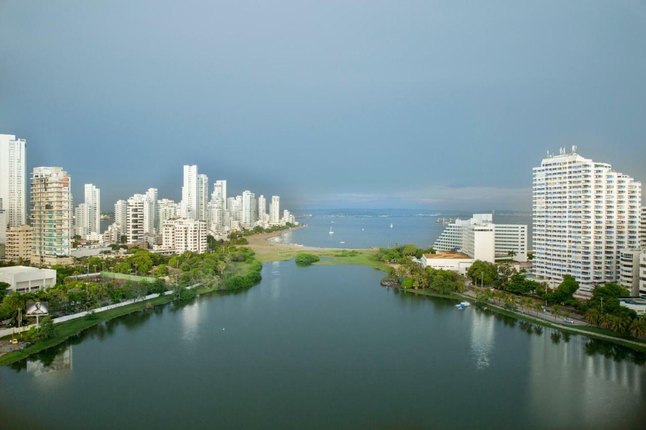 Poseidon Lake Apartments Cartagena Exterior photo